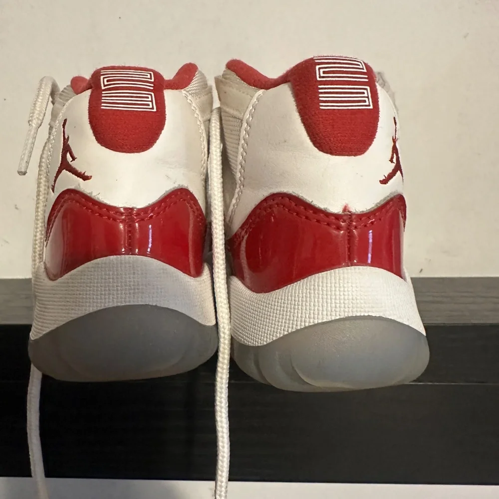 Jordan - Picture 2 of 3